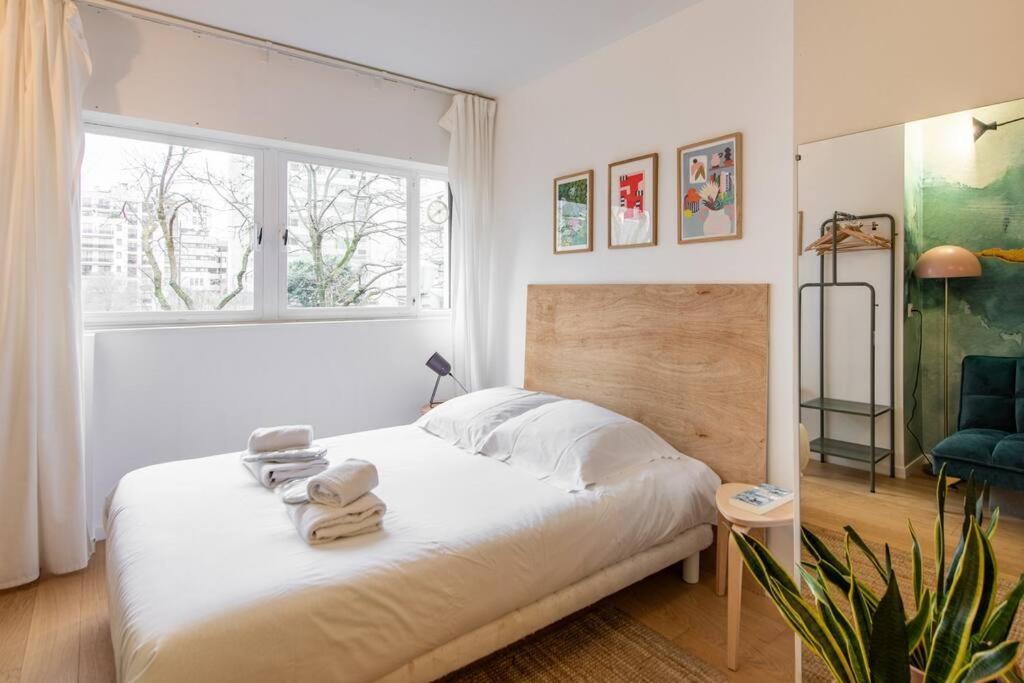 Appartement Couronnes - Cosy Equipe Et Privatif *