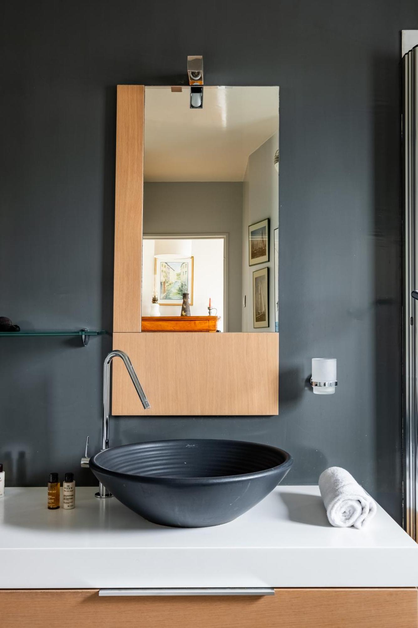 Apartment Veeve - Aligre Heights Paris