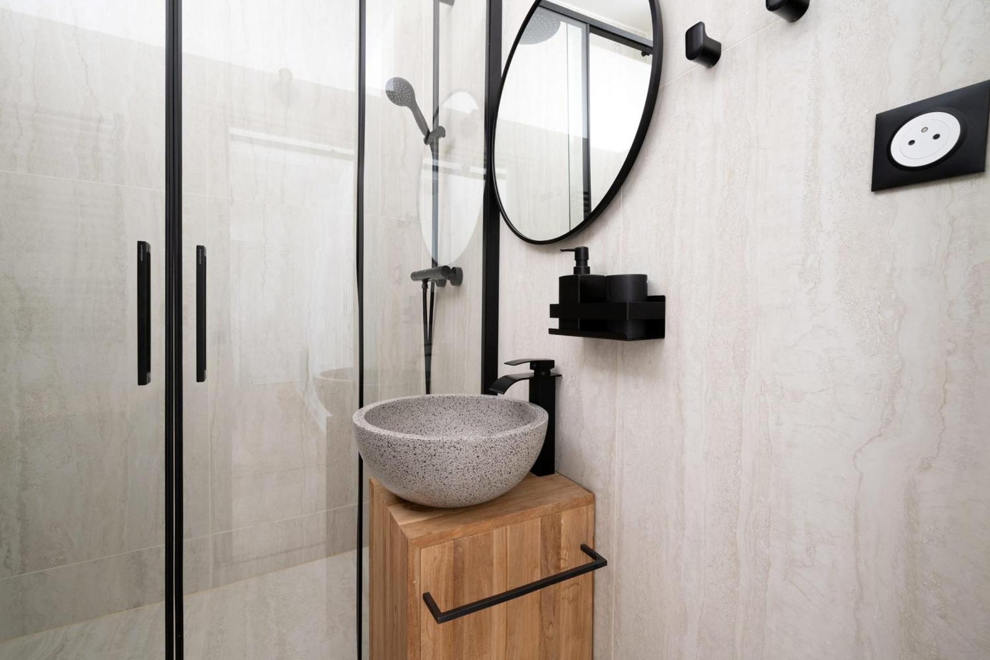 Charming For 2 In The Heart Of - Welkeys Apartment Paris