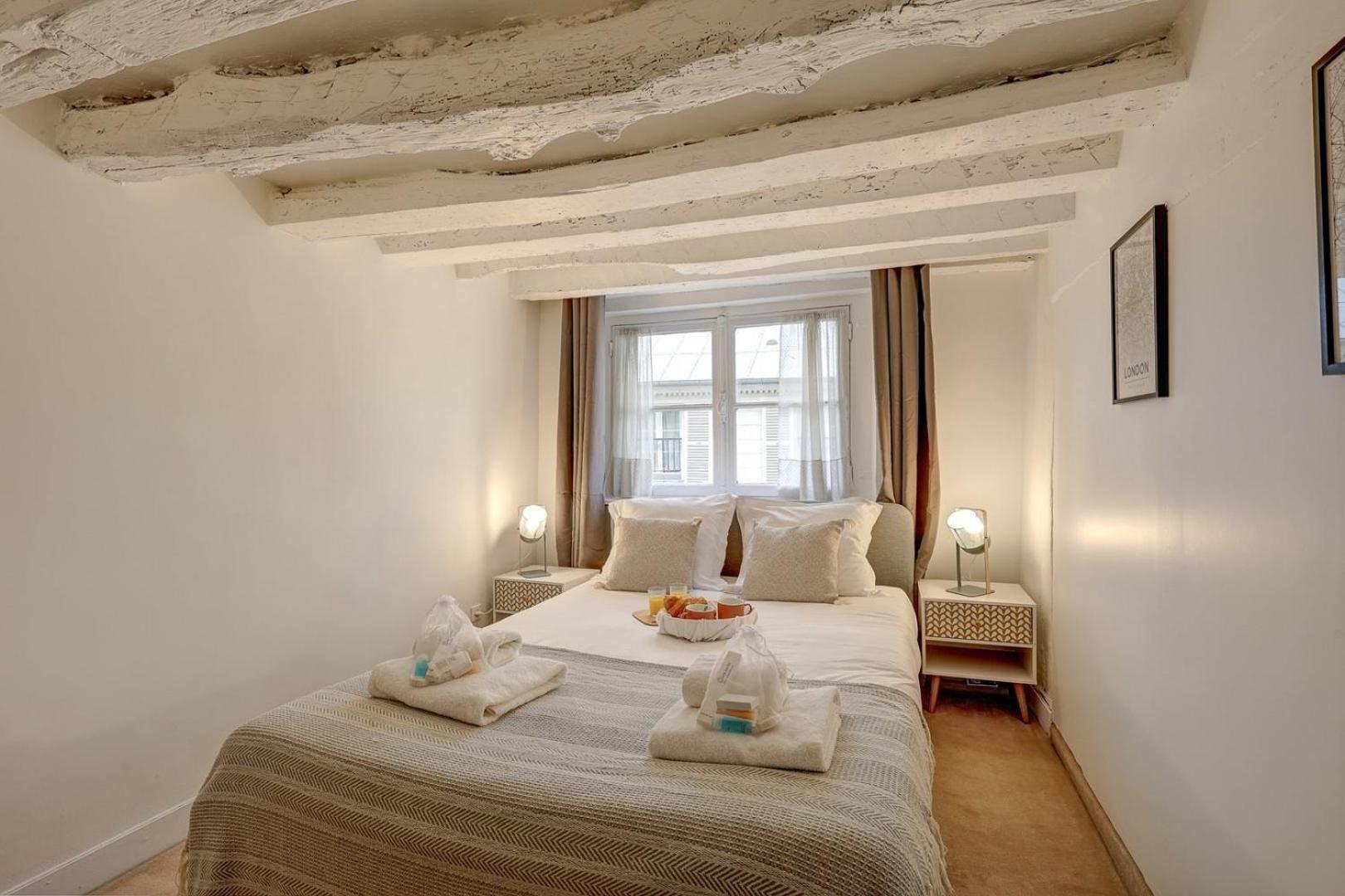 676 Noam - Elegant In Apartment Paris