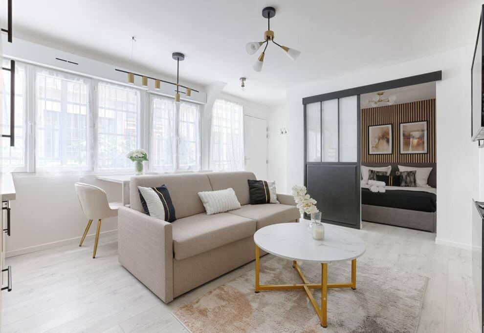 Saint Antoine Marais Charming 1br Appartement *