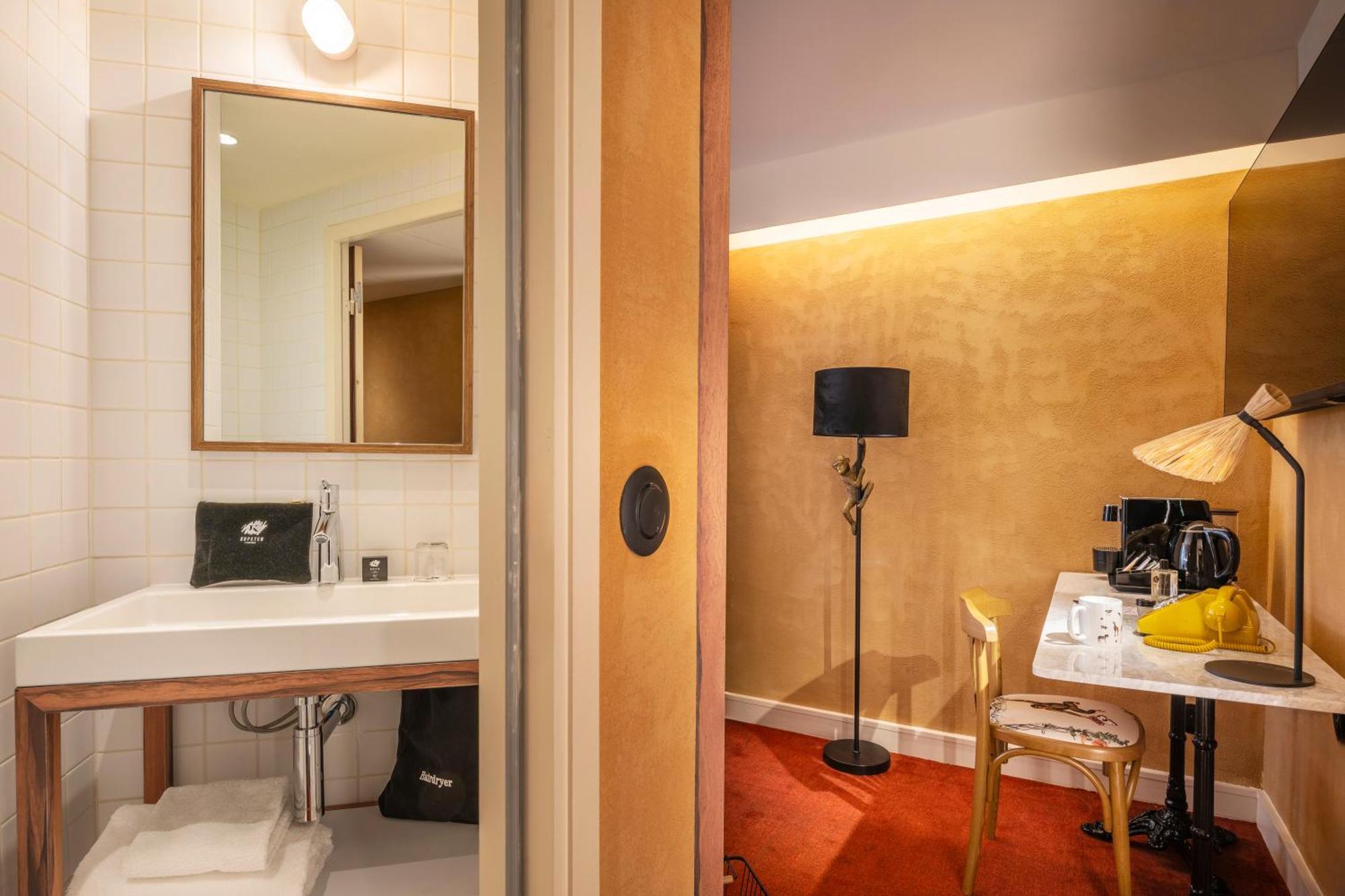 Kopster Porte De Versailles 4* Paris