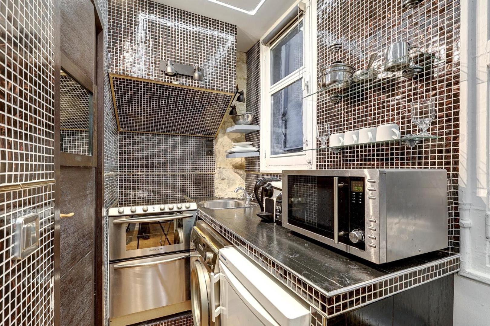 668 Sarah - Superb In Appartement