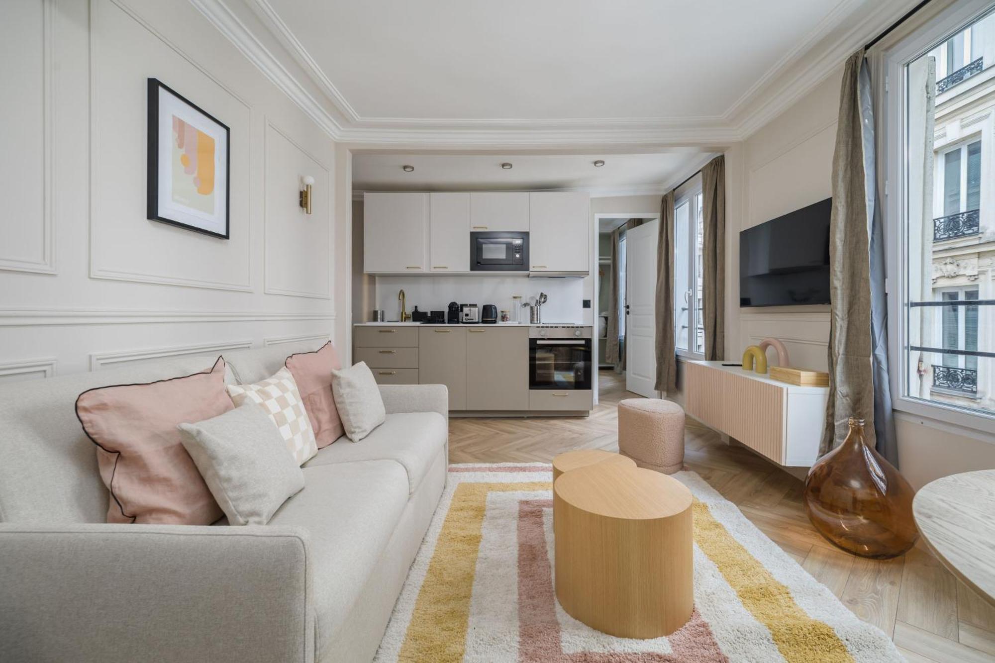 Poetic - Opera Apartment *
