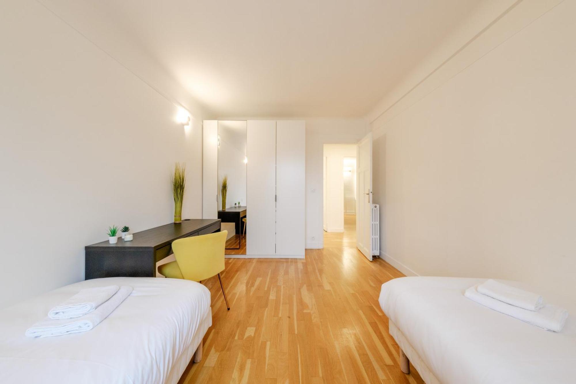 Amazing 6p Club Eiffel Apartment Paris