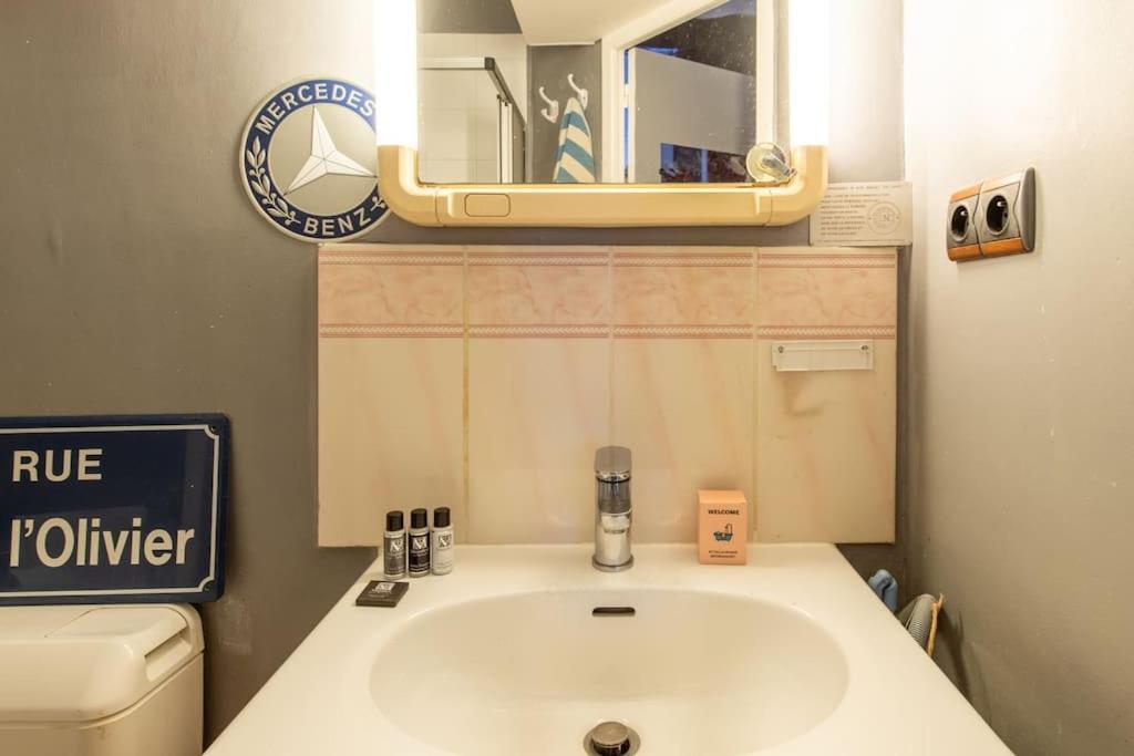Lombards - Cozy In The Heart Of Place Du Chatelet. * Paris