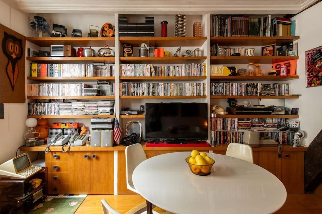 Lombards - Cozy In The Heart Of Place Du Chatelet. * Paris