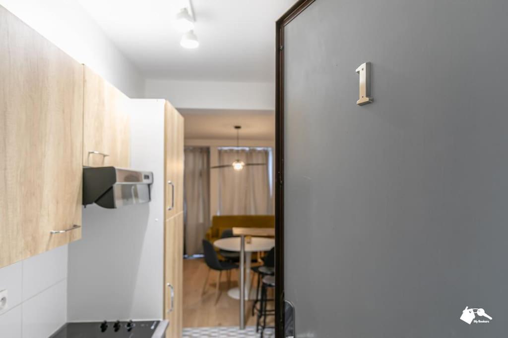 Apartment Mba - Splendide - Gambey 1 - Proche Republique *
