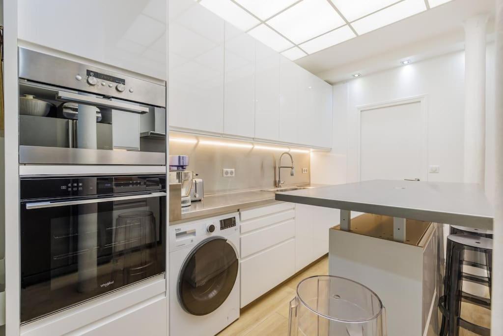 Apartment N Sublime Avec Sauna Dans Le 17e