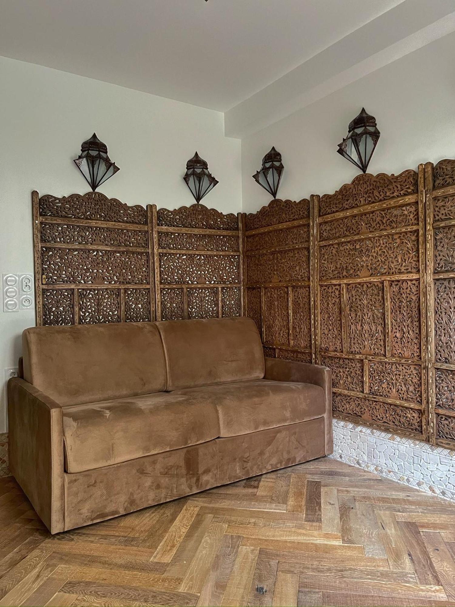 Tour Eiffel Apartment *