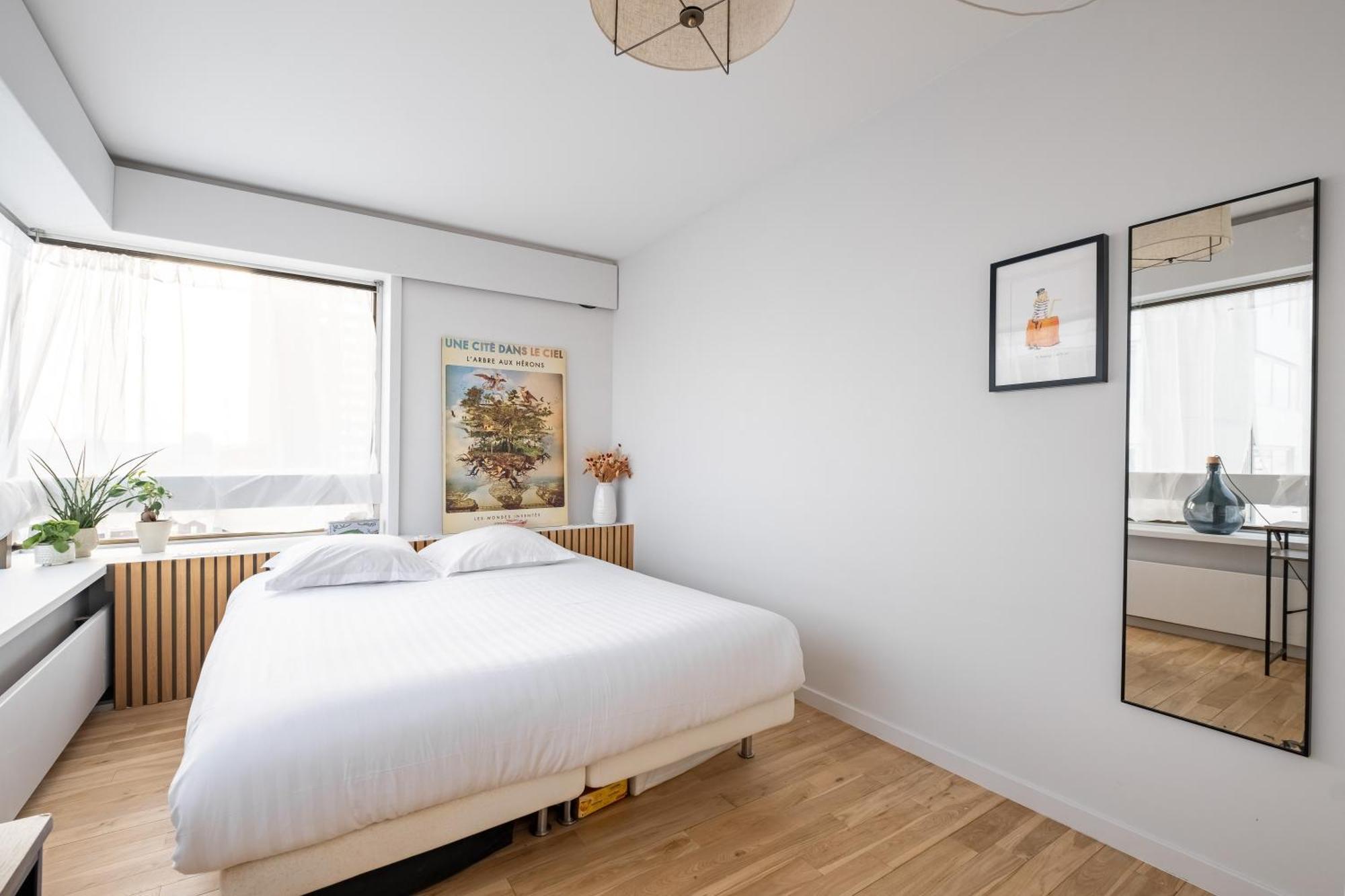 Veeve - Riverside Heights Apartment Paris