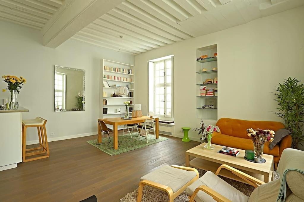 Luxurious In Le Marais Paris