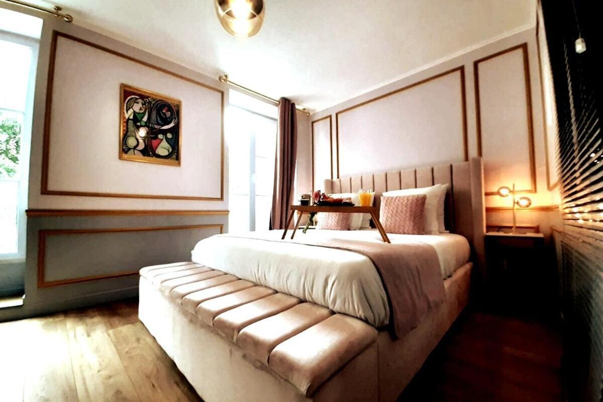 Da Vinci Montmartre Aircon * Paris