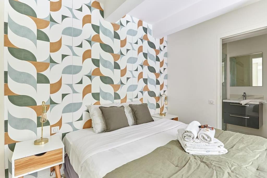 Apartment Le Marais Place Des Vosges By Prestige Paris