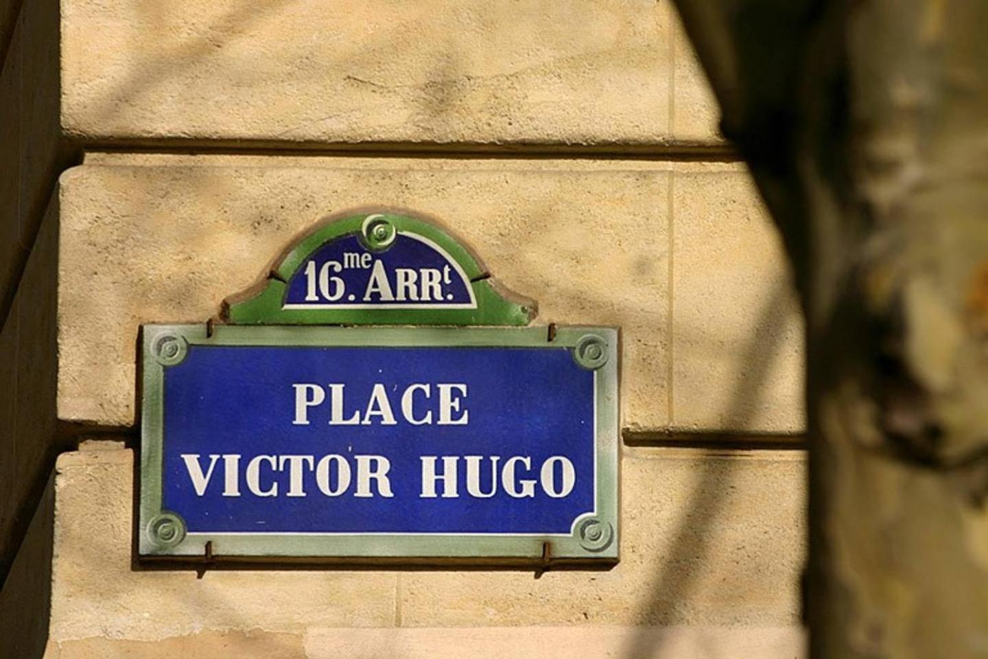 Apartment Victor Hugo - Splendid Flat Near Eiffel Tower
