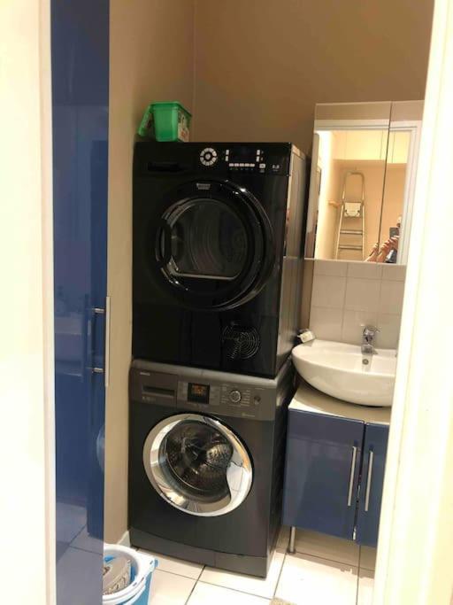 2 Rustique - Bastille Centre Apartment *