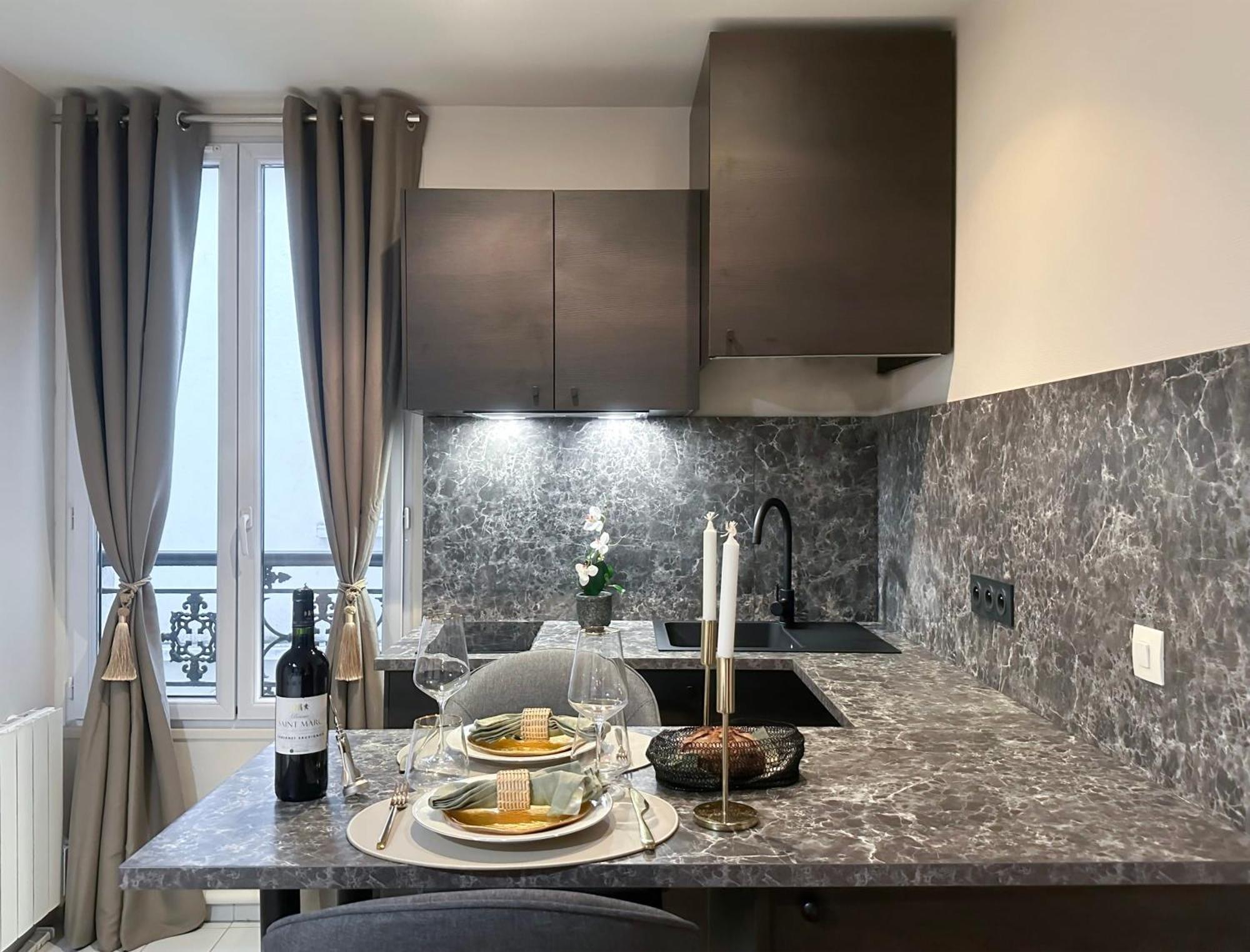 Apartment Peaceful In