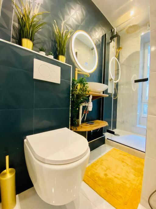 Lovely In The Heart Of St Germain-des-pres * Paris