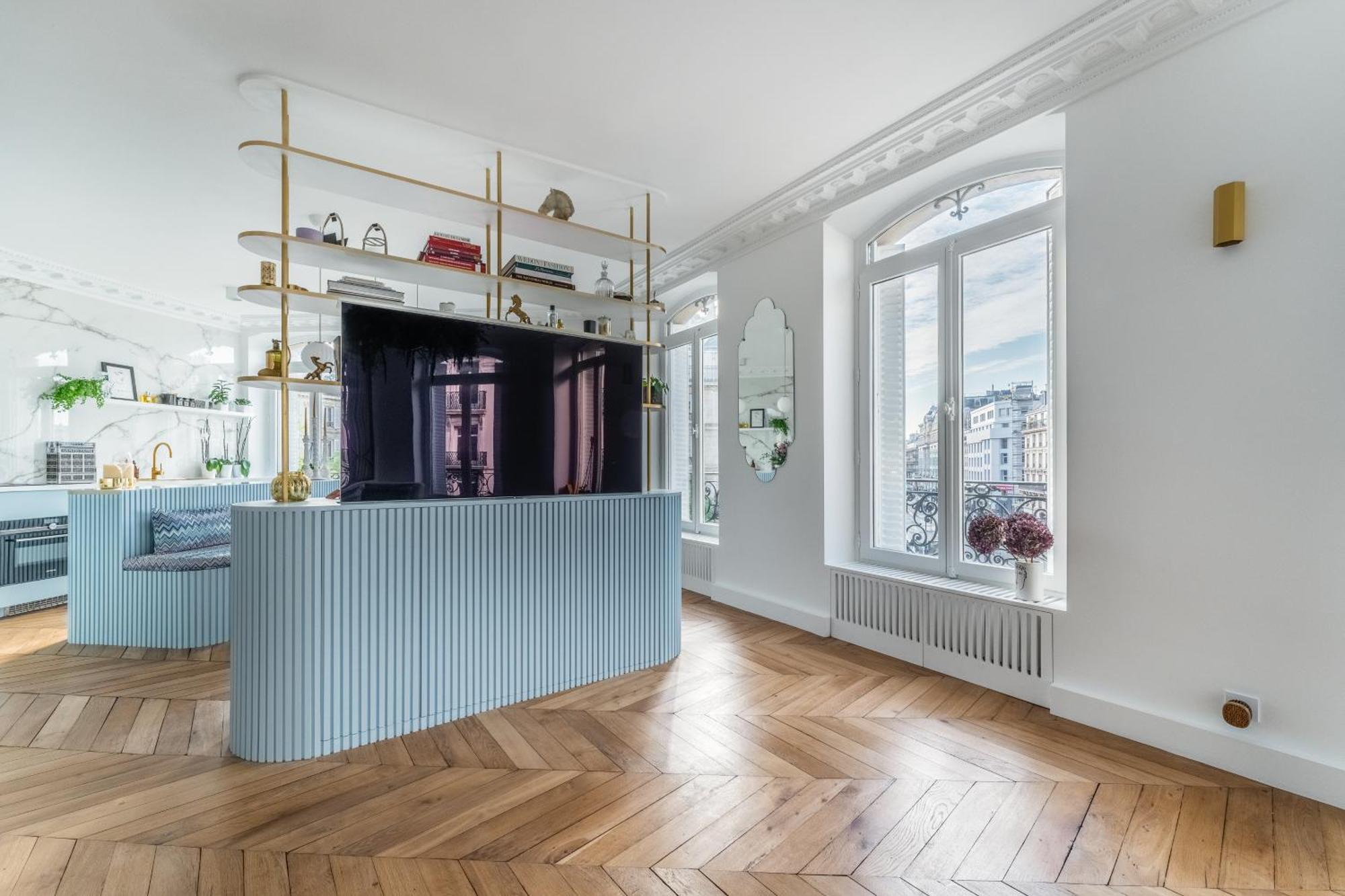 Luxury, Louvres, Seine, Ile De La Cite, Samaritaine * Paris
