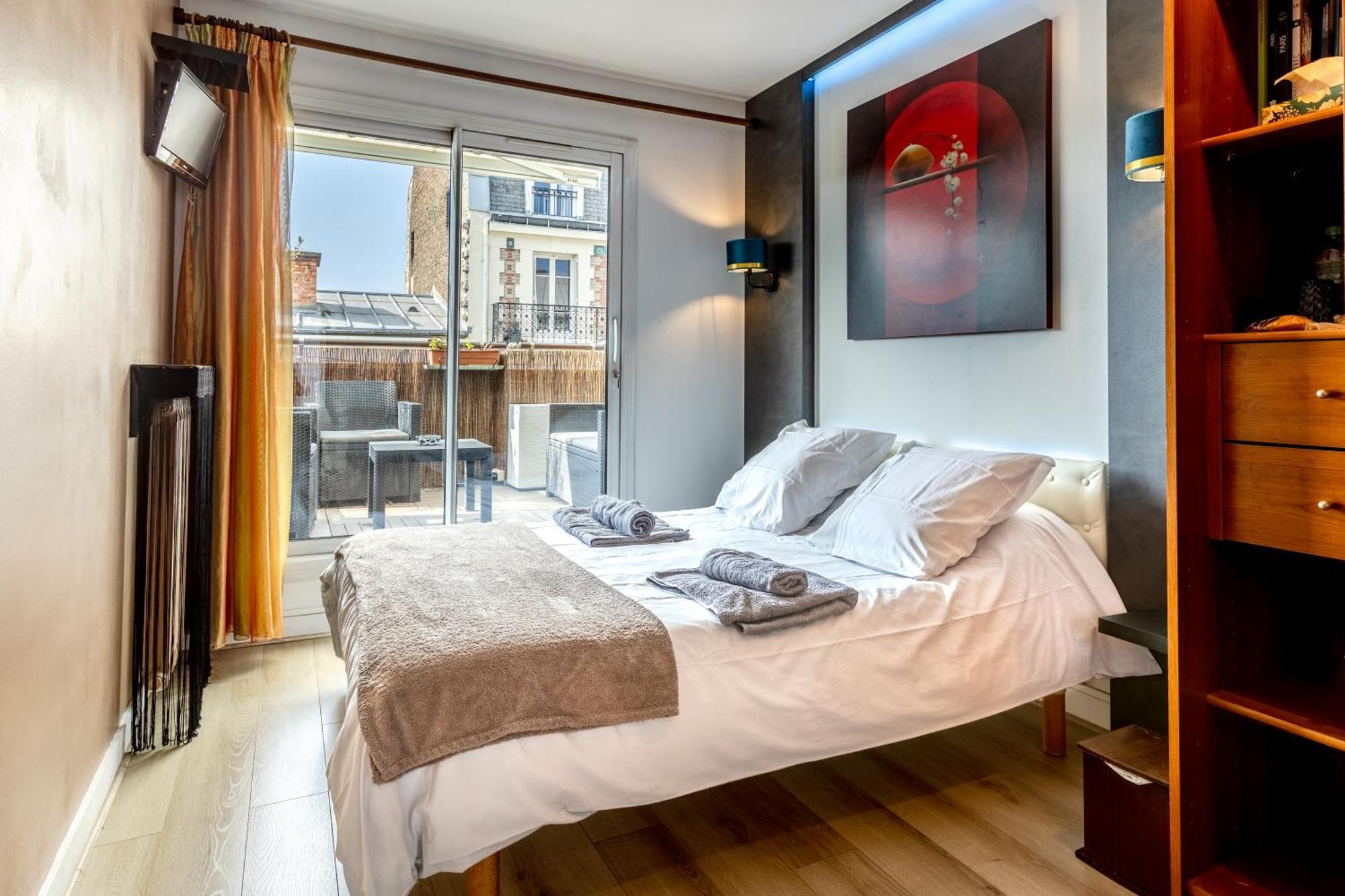 Acomodação com café da manhã  D'amis - D'hotes-b&b-guest House Paris