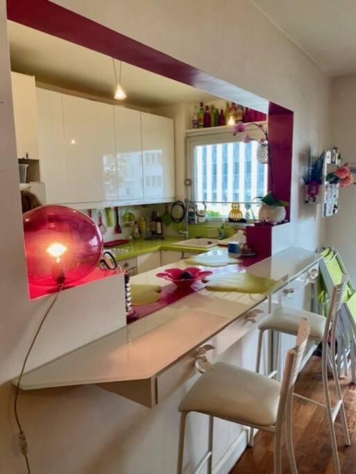 La Vie En Rose-montparnasse Apartamento