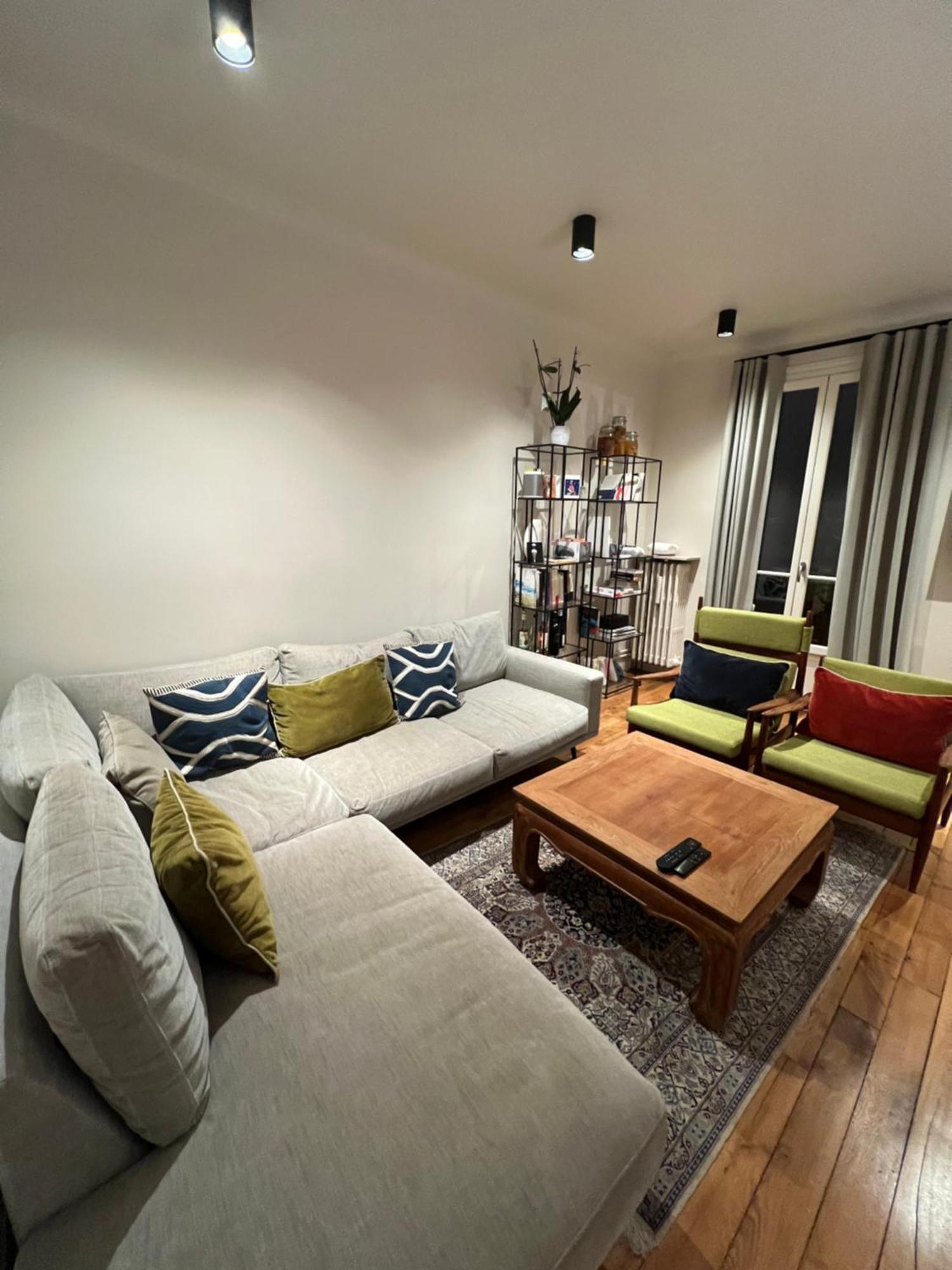 Elegance & Charm In Heart Of Daguerre Apartment Paris