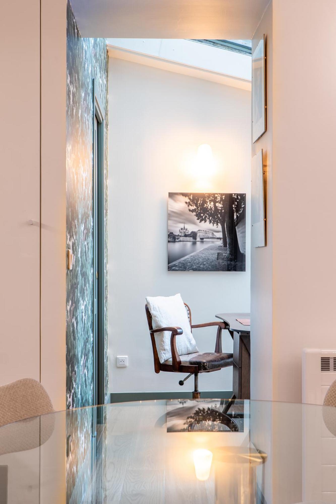Apartment Veeve - A Story In Stone