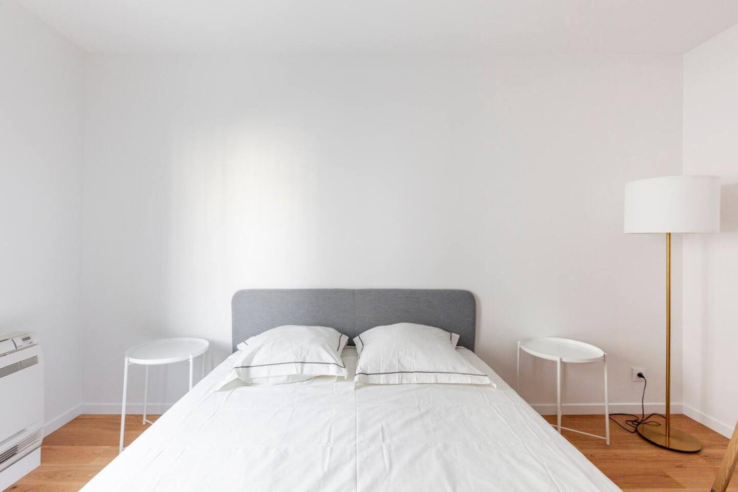 3 Bedroom Flat Close Montmartre Paris