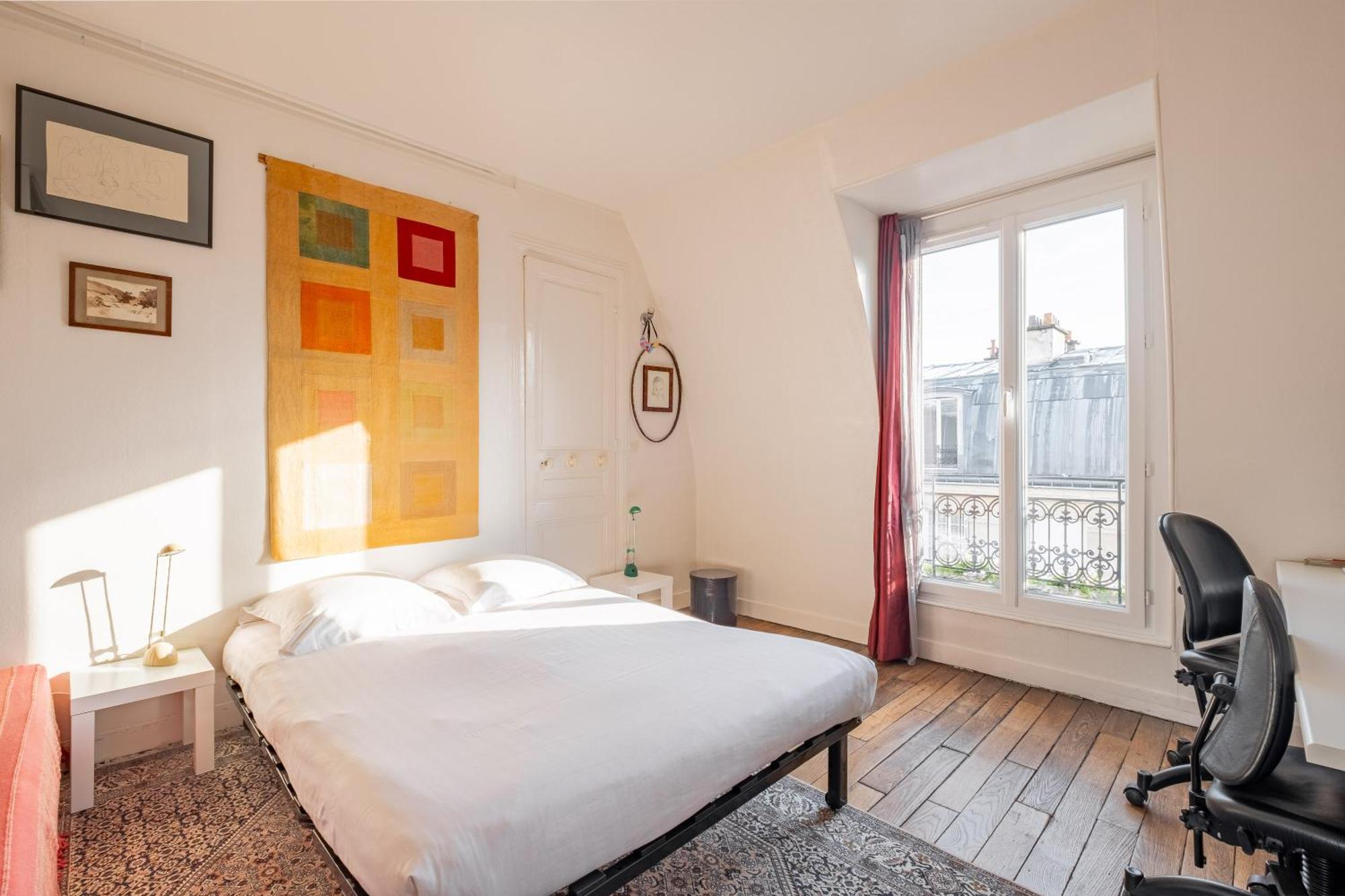 Veeve - Theatre In The Sky Apartment Paris