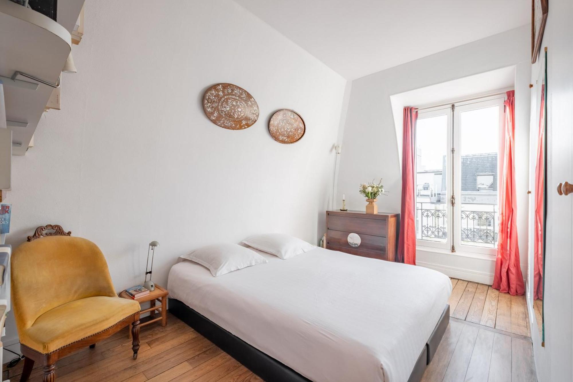Veeve - Theatre In The Sky Apartment Paris