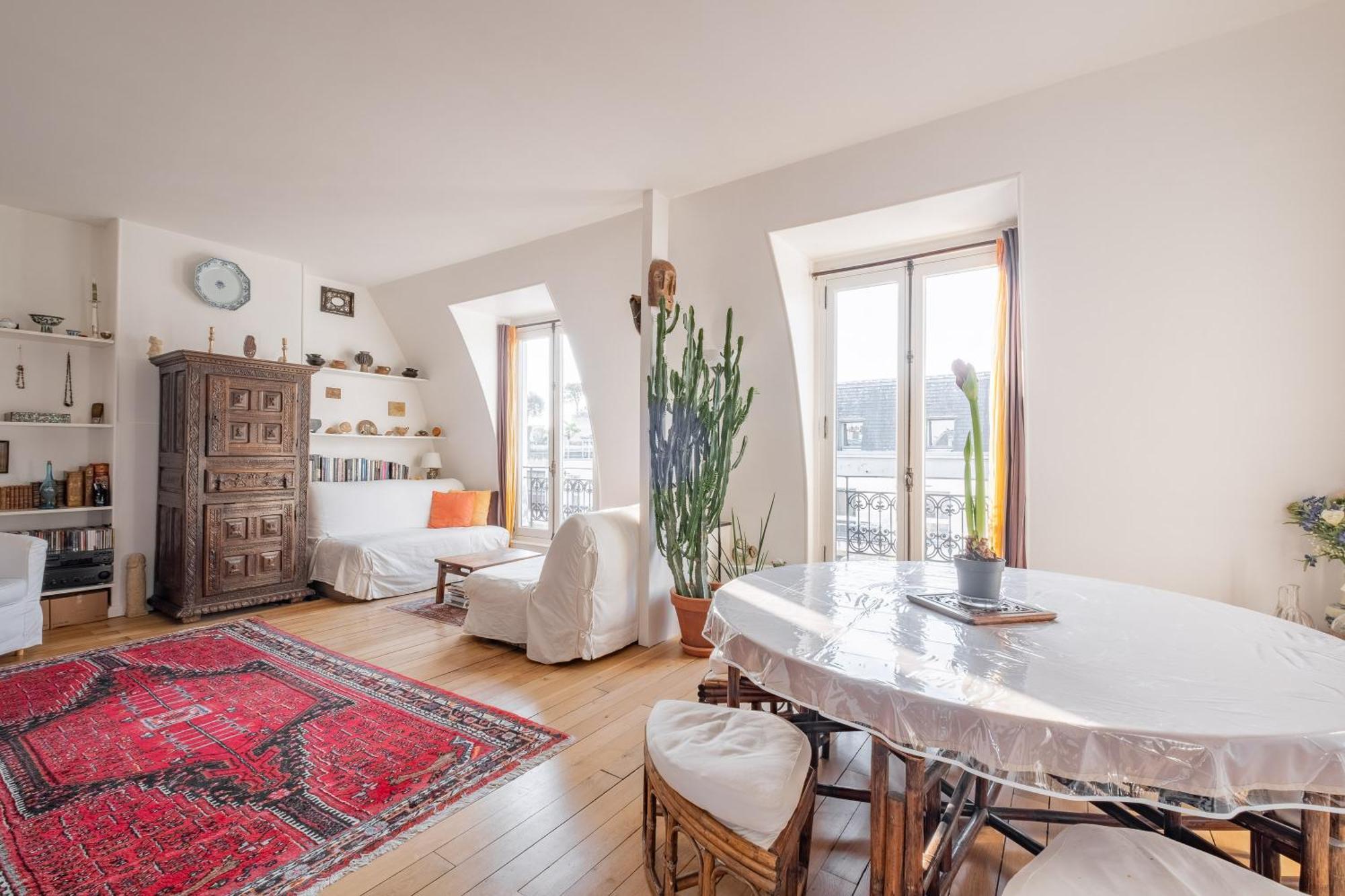 Veeve - Theatre In The Sky Apartment Paris