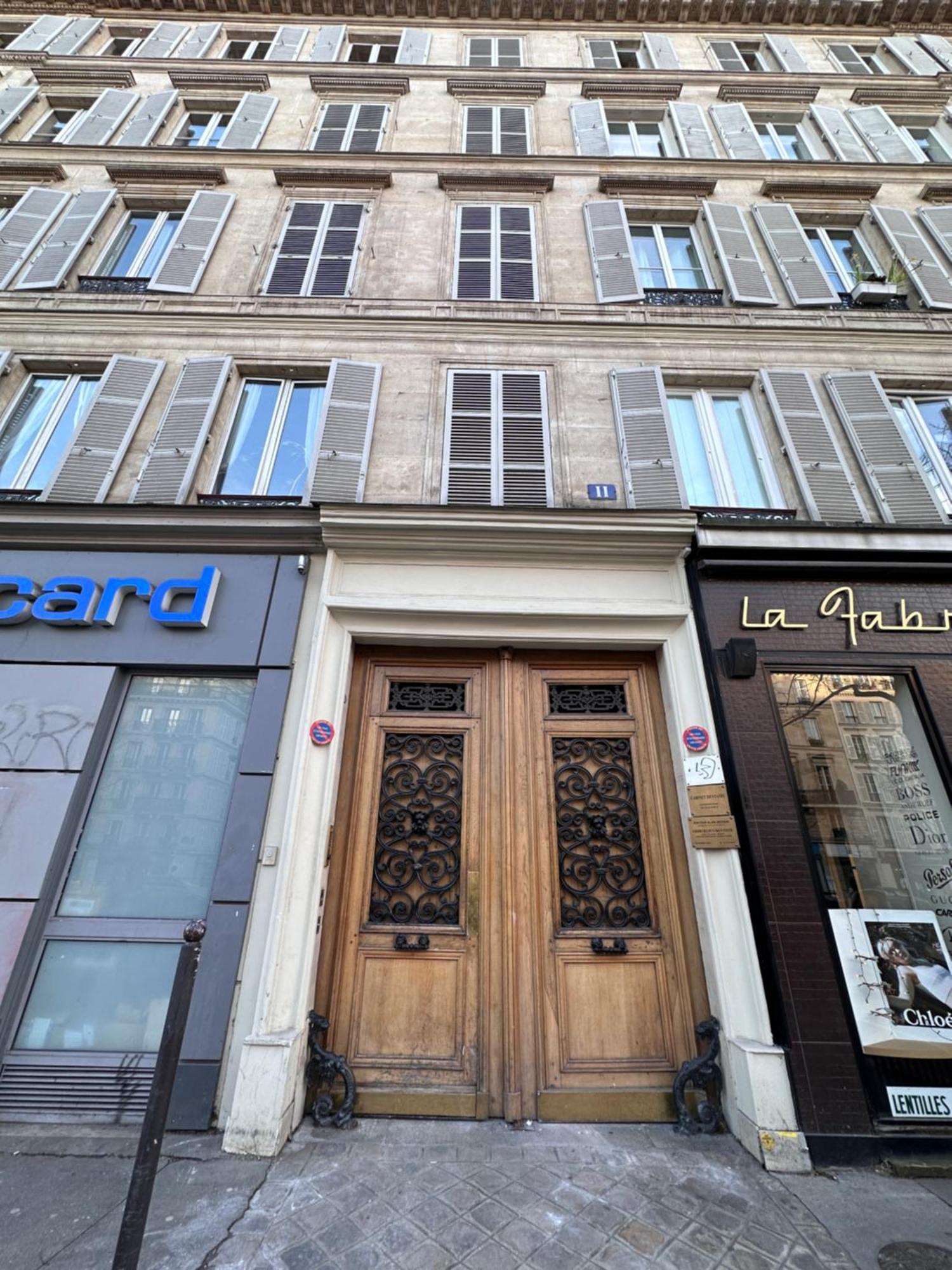 Marais Rooftop Studio - Metro Filles Du Calvaire Apartment Paris