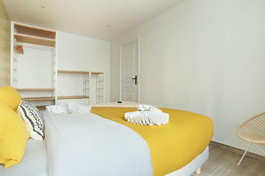 Apartment Center Of By Prestige