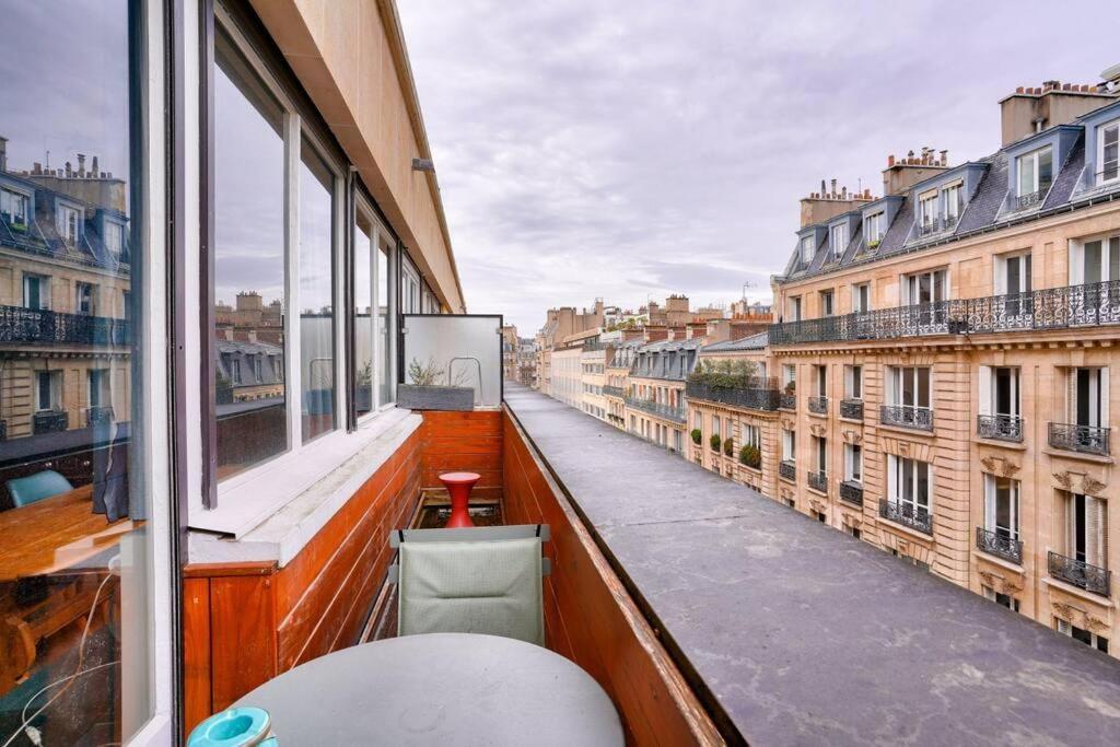 Superbe T2 Avec Balcon Proche De La Tour Eiffel Apartment