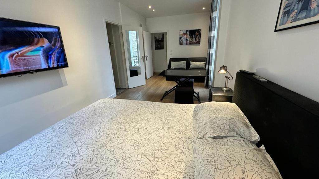 Apartment Gorgeous Eiffel Tower