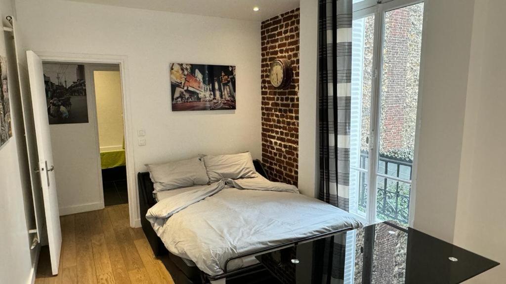 Gorgeous Eiffel Tower Apartment Paris