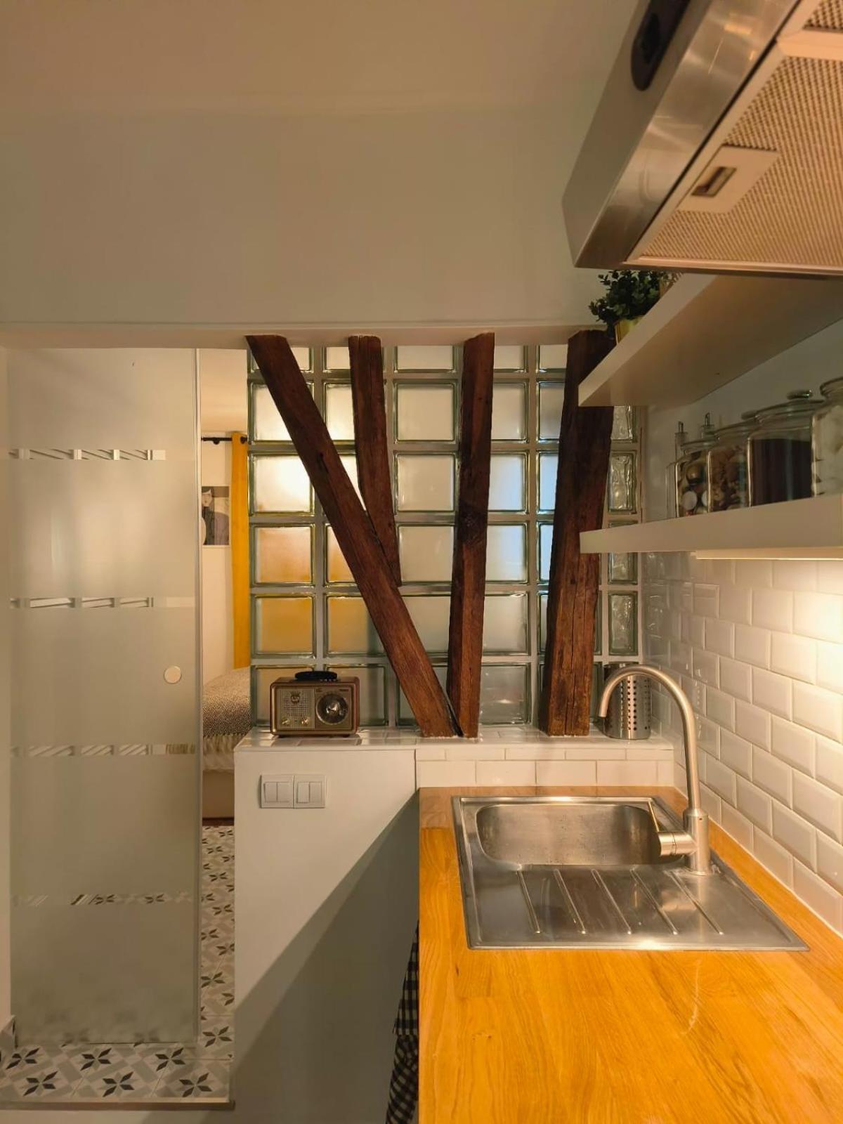 30m2 In The Heart Of Appartement Paris