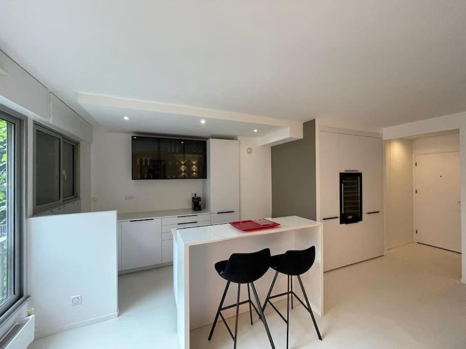 Apartment Paris/seine/bail Mobilite *