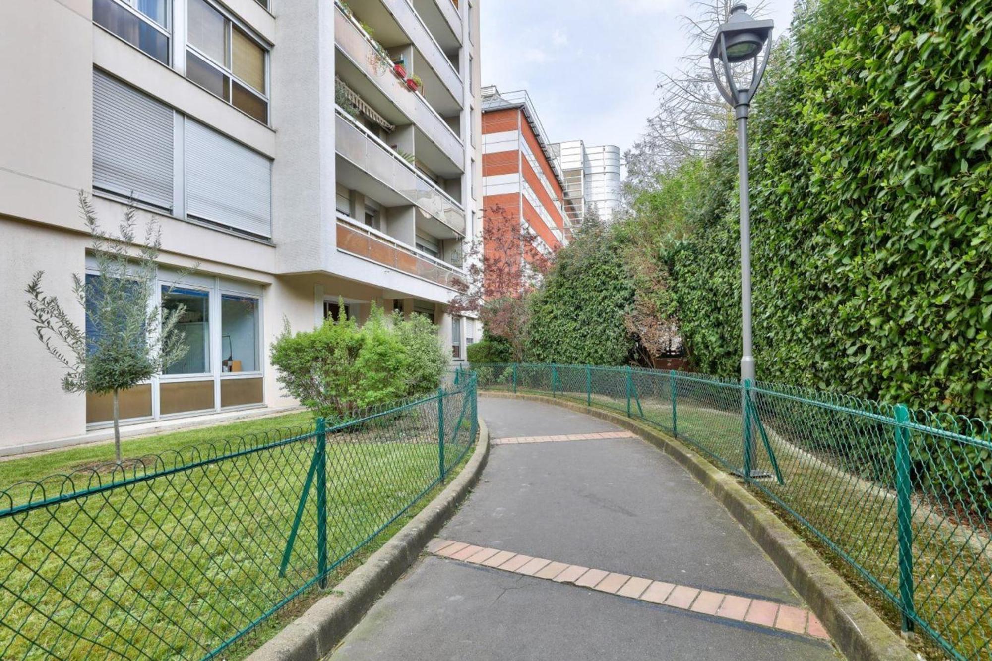 Apartment Very For 4 People - 19 Paris