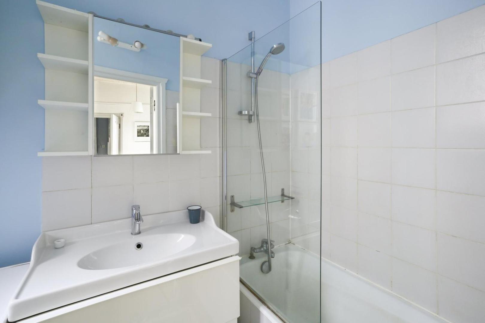 Apartment Les Secrets De La Rue Dauphine Paris