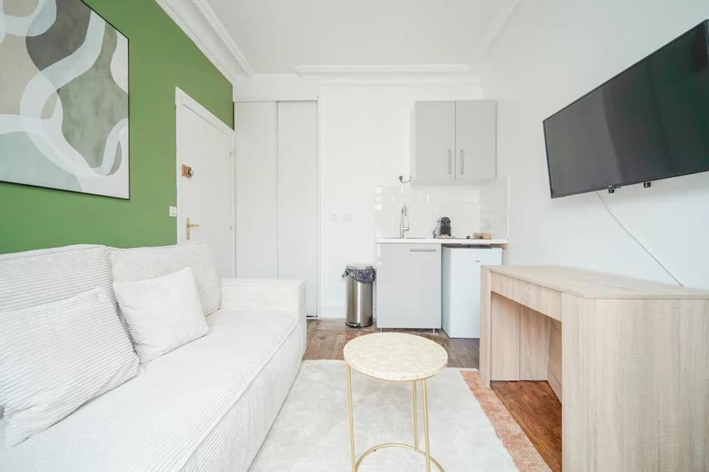 Apartment Proche Vaugirard - Sauge - Iii