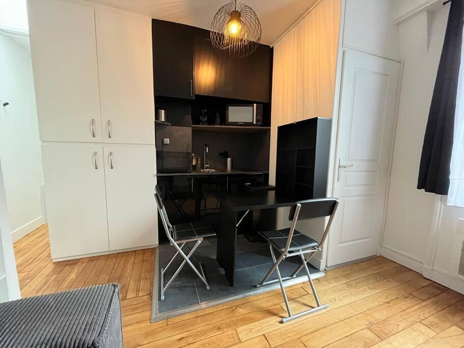 Apartment Typical Parisian Paris