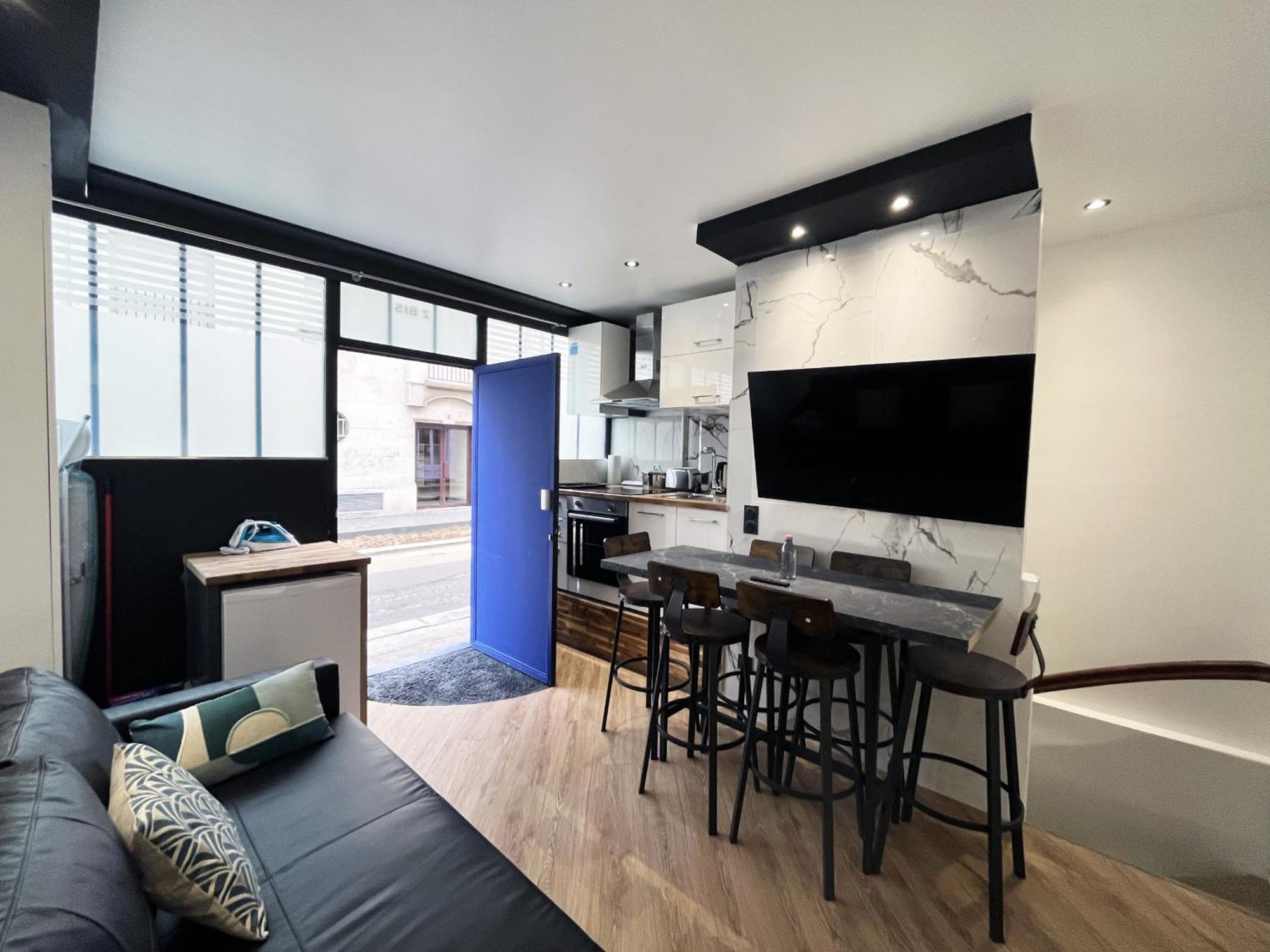 Urban Flat 172 - Pretty Flat Gaite Montparnasse Cinema