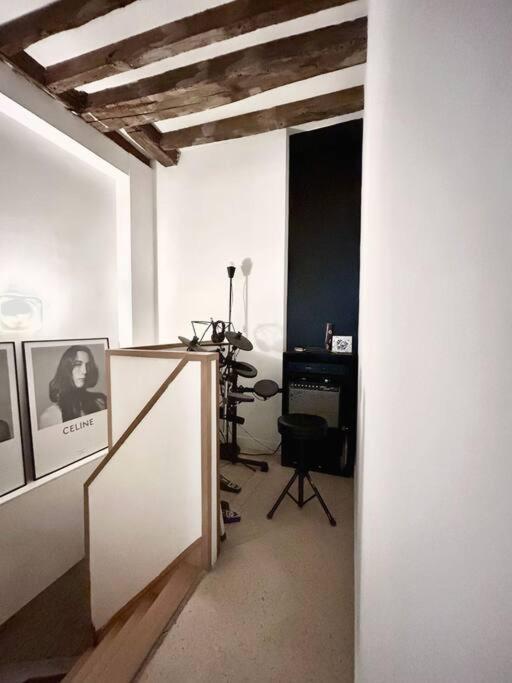 Appartement Duplex Sur 2 Etages - Le Marais - Centre