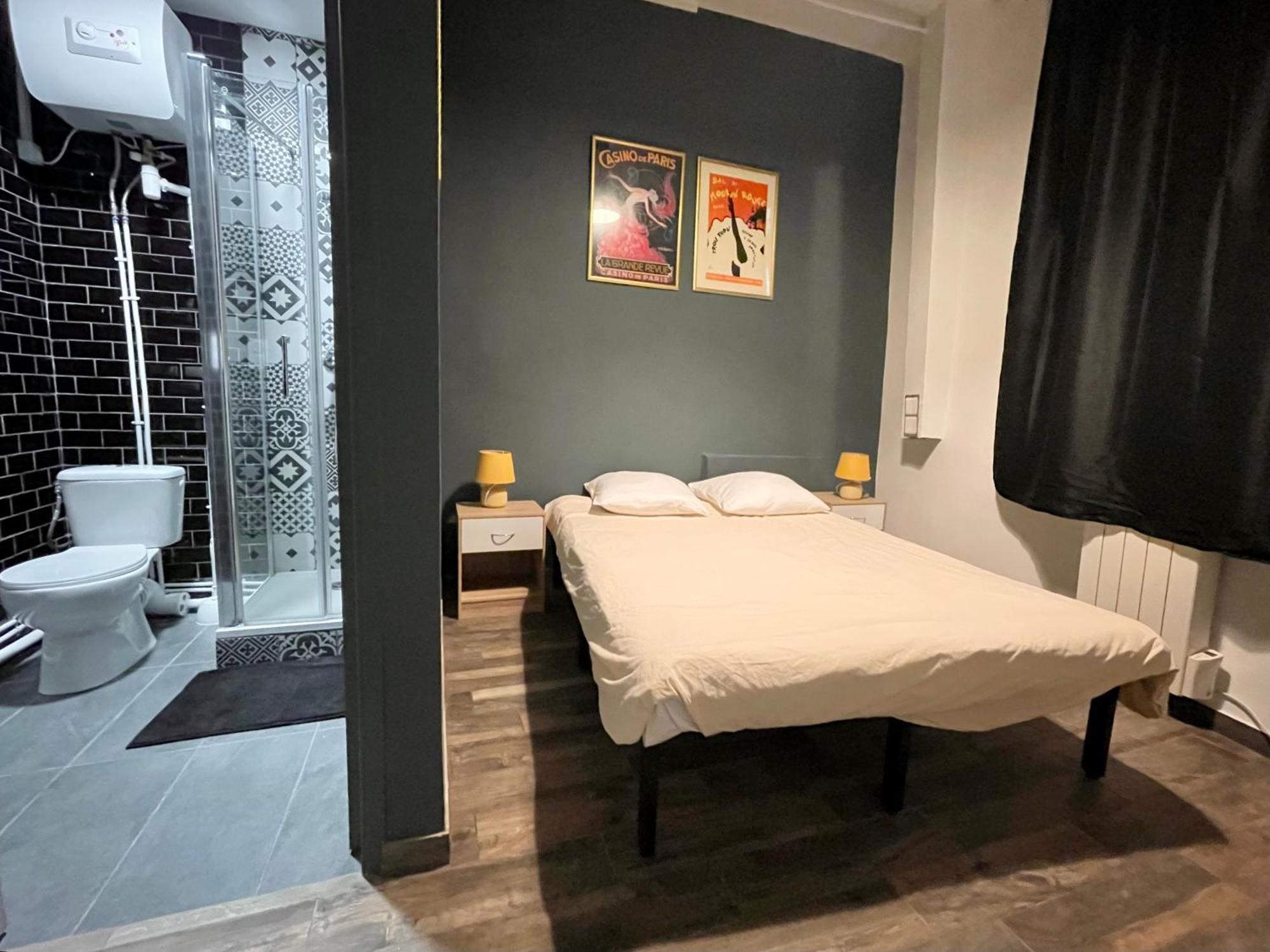 Le Globe Hostel *