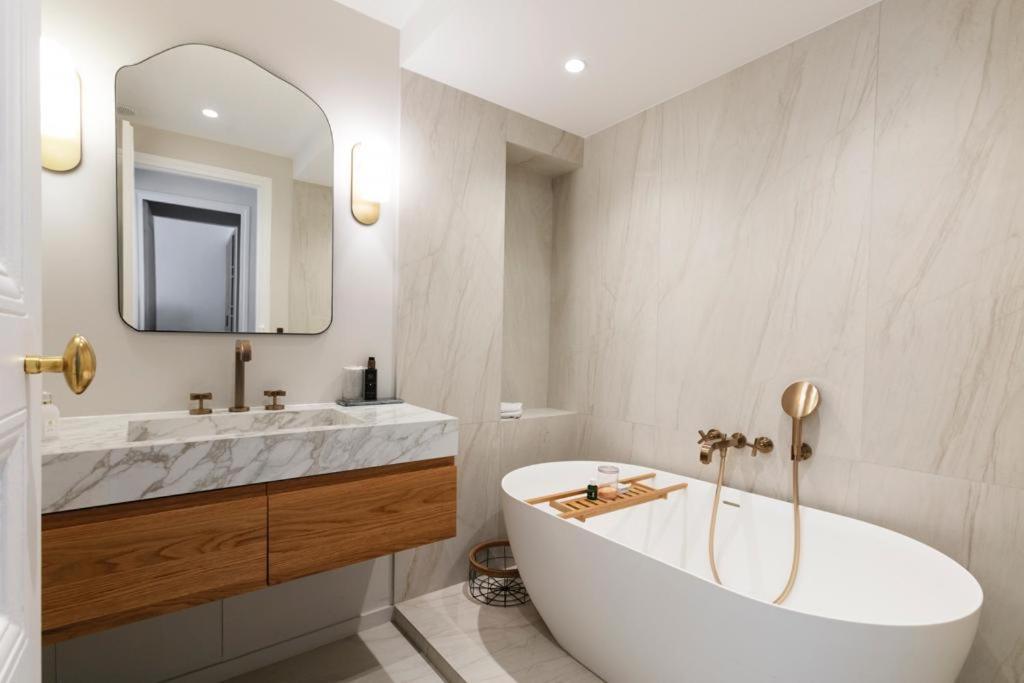 Luxury Saint Germain Des Pres Paris