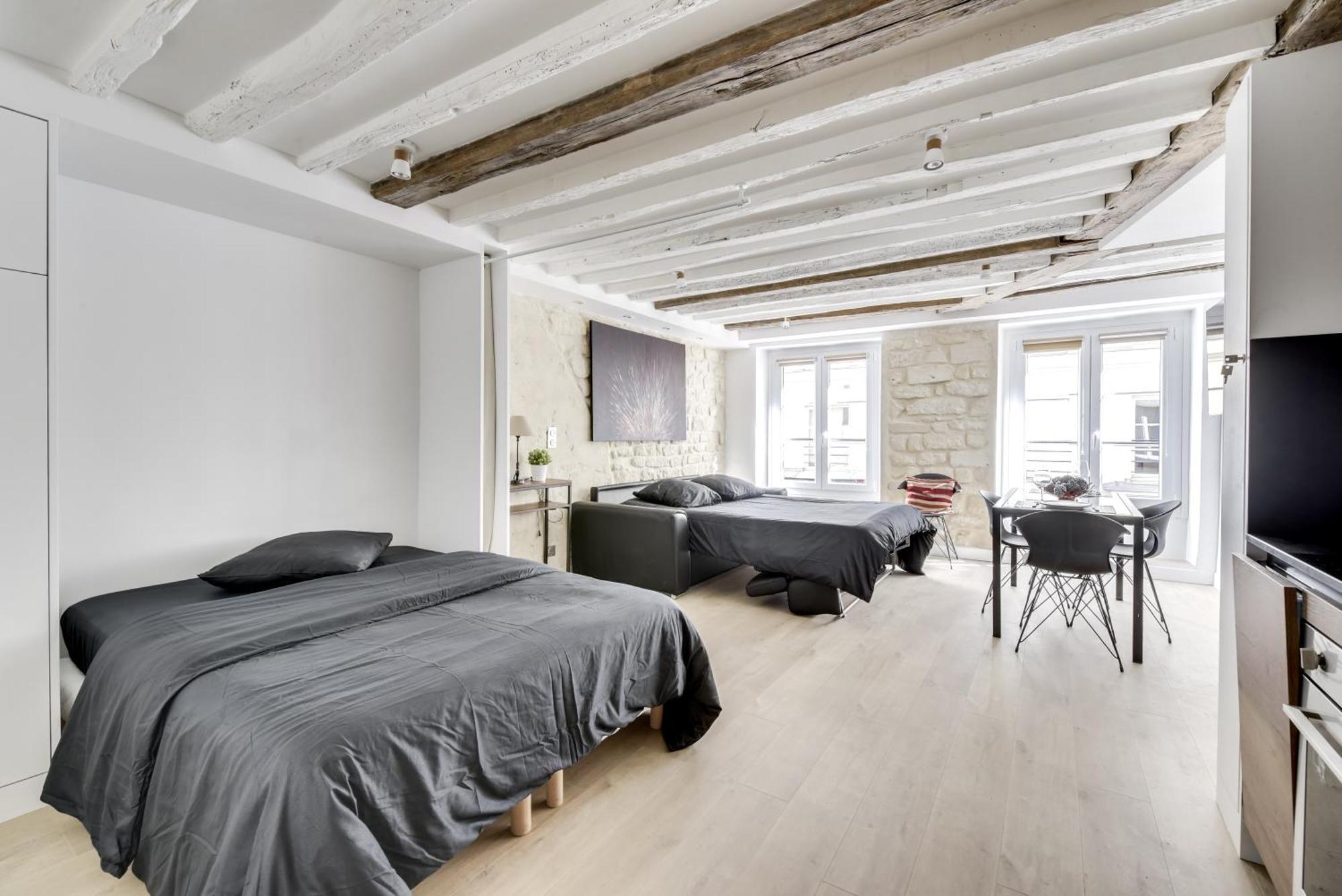 Mandar Apartment