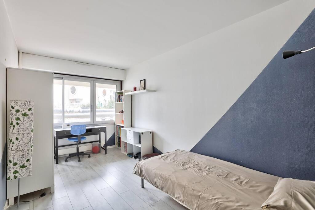 Beautiful And Bright 3 Bed Near La * Paris