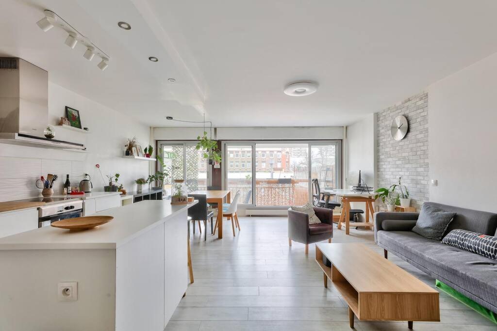 Beautiful And Bright 3 Bed Near La Apartment Paris