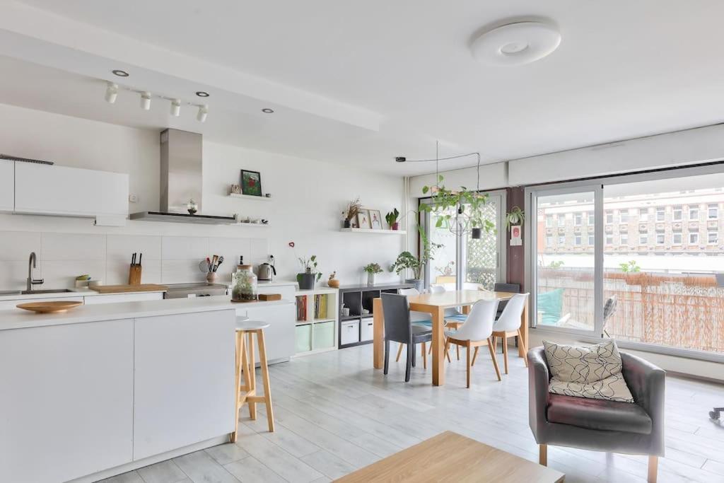 Apartment Beautiful And Bright 3 Bed Near La *